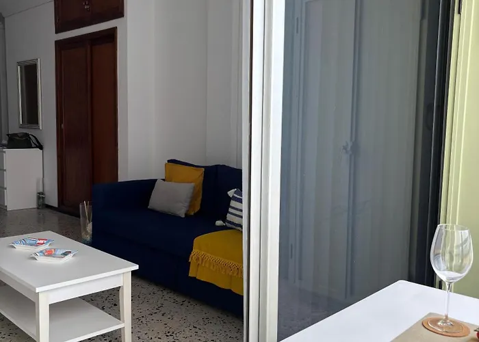 Lindamar Seeside Loft