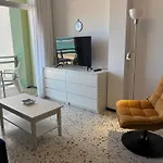 Lindamar Seeside Loft Apartment *